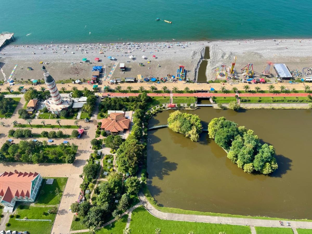 Apartments Black Sea Resort บาทูมิ ภายนอก รูปภาพ