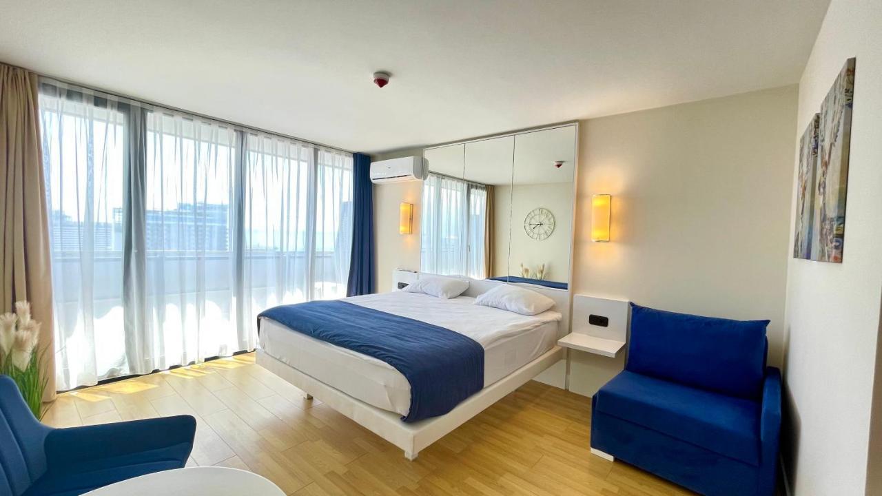 Apartments Black Sea Resort บาทูมิ ภายนอก รูปภาพ
