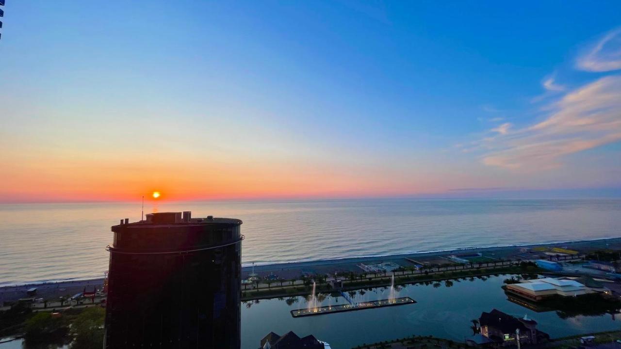 Apartments Black Sea Resort บาทูมิ ภายนอก รูปภาพ