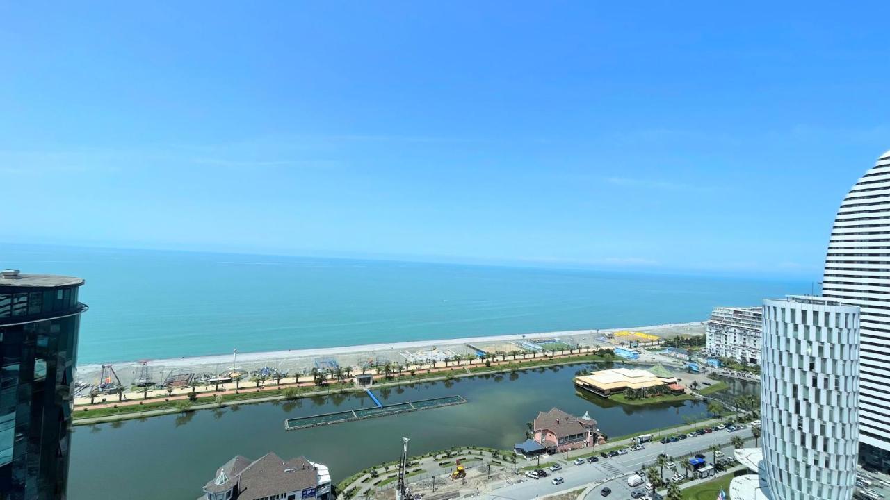 Apartments Black Sea Resort บาทูมิ ภายนอก รูปภาพ