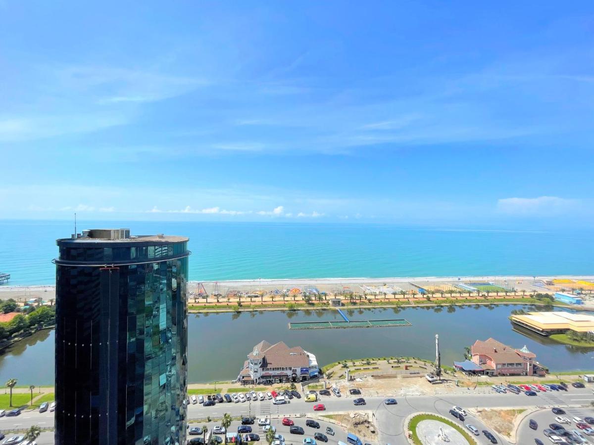 Apartments Black Sea Resort บาทูมิ ภายนอก รูปภาพ